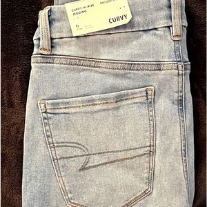 AE Curvy Jeans